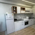 The Urban Nest Cozy 2br Ap Apartman