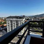 The Urban Nest Cozy 2br Ap Apartman