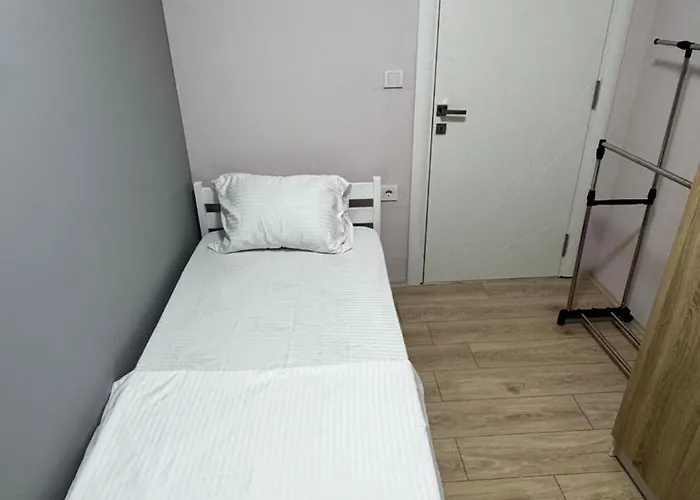 The Urban Nest Cozy 2br Ap Skopje